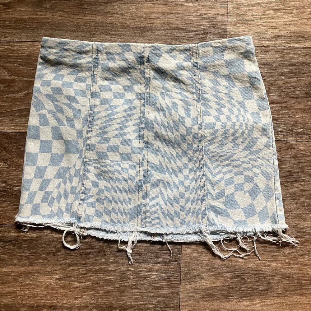 Tinsletown Fitted Mini Skirt Raw Hem (M) Junior Blue Graphics